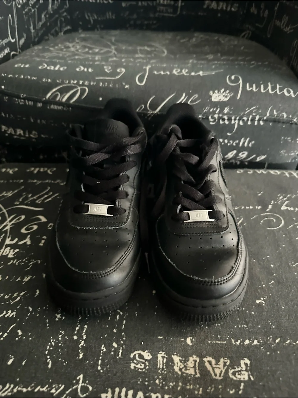 Nike all black